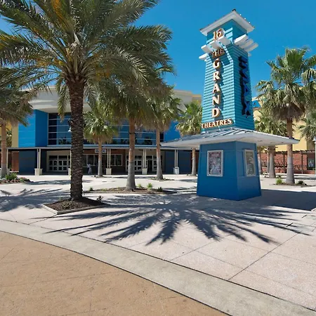 Across From The Beach! Near Pier Park & Dining! Sleeps 6! 2 Bedroom / 2 Ba!